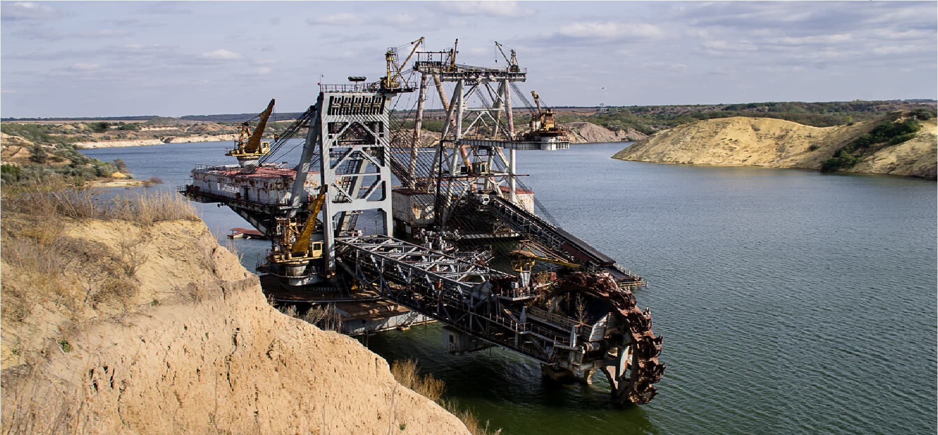 4 stretched 2 — Oil Fields and Mines application